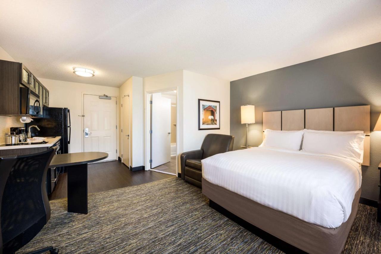 Sonesta Simply Suites St Louis Earth City Exterior foto