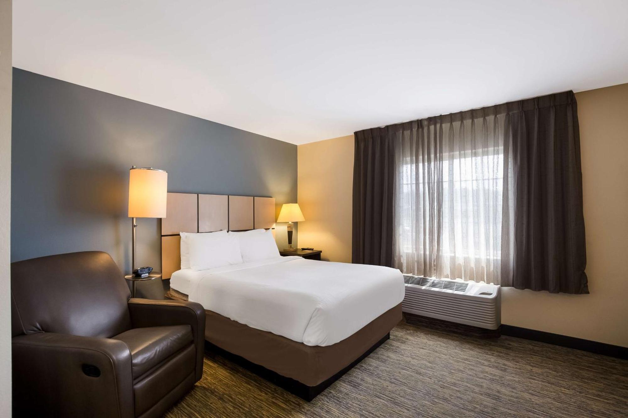 Sonesta Simply Suites St Louis Earth City Exterior foto